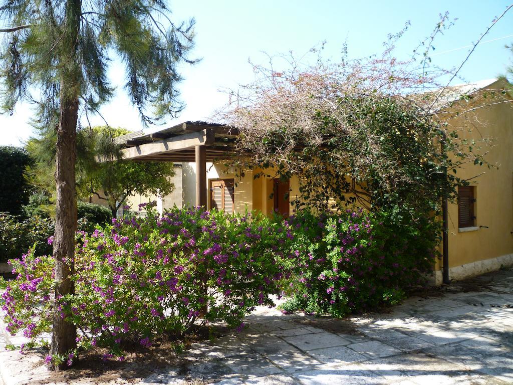 Villa Carcano Trani Zimmer foto